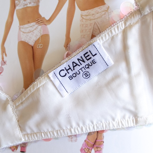 Iconic Chanel Vintage Spring 1995 Pink 95P Bra Top - Picture 10 of 14